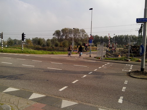 Aagtenpoort
Spoorwegovergang Aagtenpoort
4 oktober 2015
Keywords: Bwijk Spoorsingel