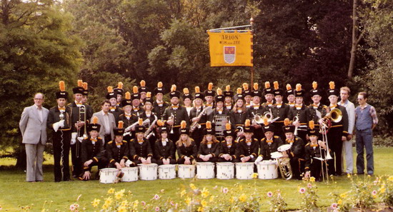 Arion
Arion groepsfoto jaren 80. Instructeur Teun van Unen. Rechts dirigent Hans de Korte
Keywords: waz Arion