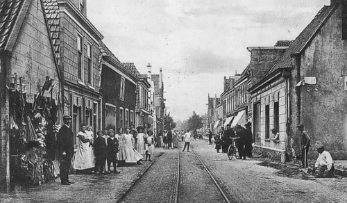 Breestraat
Breestraat na de Peperstraat ca. 1920
Keywords: Breestraat