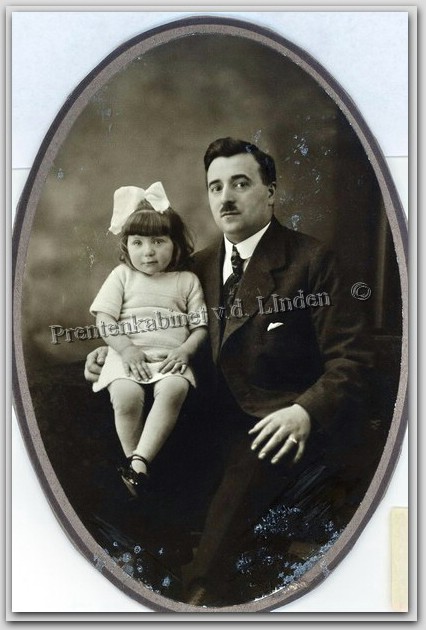 Personen
Dhr. Jos Boerlage met Dochter  Foto Prentenkabinet J. v.d. Linden
Keywords: bwijk jos boerlage