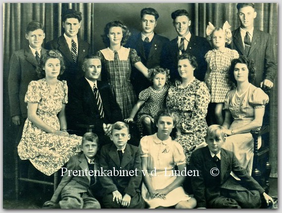 personen beverwijk
Familie de Goede, Timmer, v.d. Meer
Keywords: bwijk de goede timmer vd meer