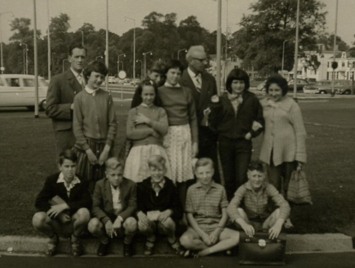 Noorderschool
Klassefoto van de Noorderschool 1960
de school stond aan de Grotehoutweg te beverwijk
foto Sonja v Bommel
Keywords: Noorderschool bwijk