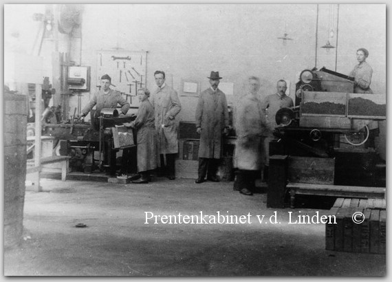 Bedrijven Beverwijk
Personeel sigarenfabriek ?? anno 1922
Keywords: bwijk sigarenfabriek