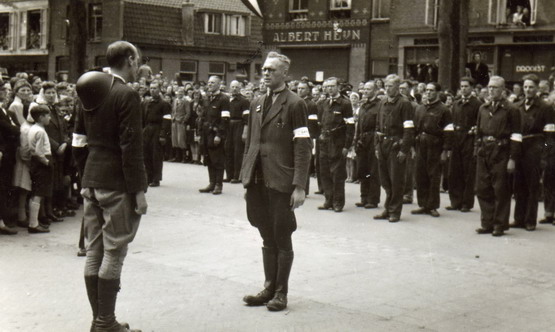 Fam Schellevis Henk de metselaar
Verzet ploeg op de Breestraat 

foto Jose Schellevis 
Keywords: waz schellevis