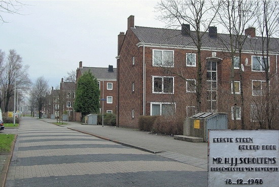 Hendrik Mandeweg
Foto: Maarten Veelen
Keywords: Hendrik Mandeweg oranjebuurt sloop bwijk