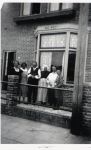 fam[1]_ voor het huis agp.jpg